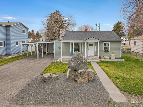 1221 Nevada St, Gooding, ID 83330