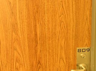 105 Victoria St #809, Toronto, ON M5C 3B4