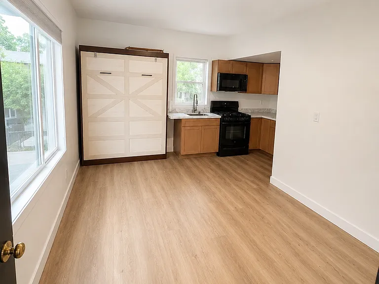 434 S Black Ave #2 — Photo 5
