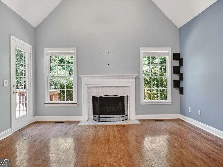354 E Creek Bnd — Photo 18