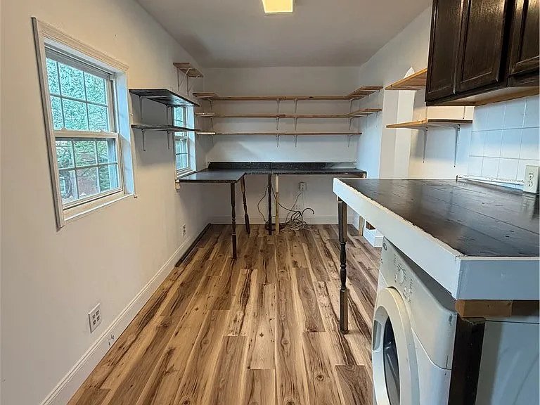 467 Reno St — Photo 8