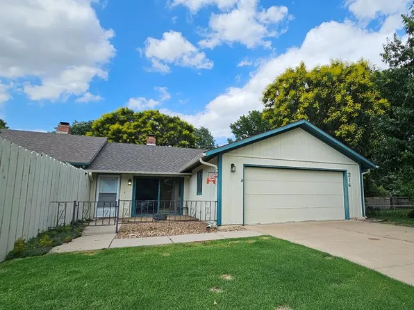 214 Northridge Ct, Lindsborg, KS 67456