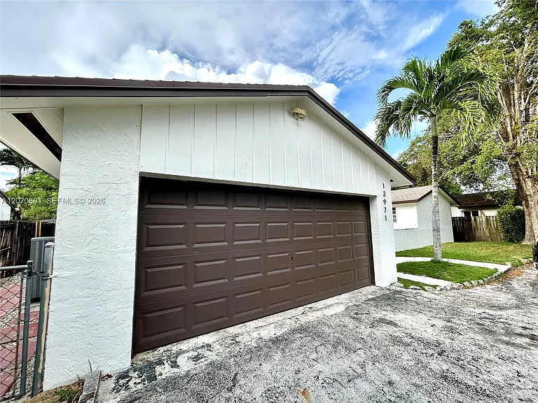 13971 SW 112th St — Photo 38