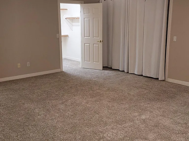 4793 S Newport St — Photo 49
