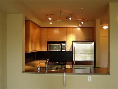 2nd image of 1420 E Pine St Unit 403