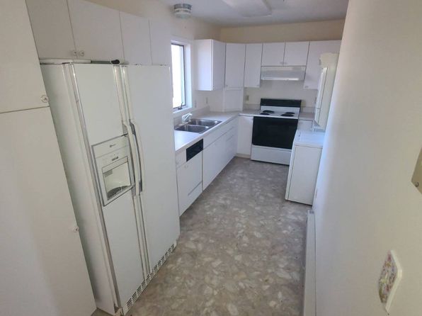 281 Shores Rd, Bottineau, ND 58318