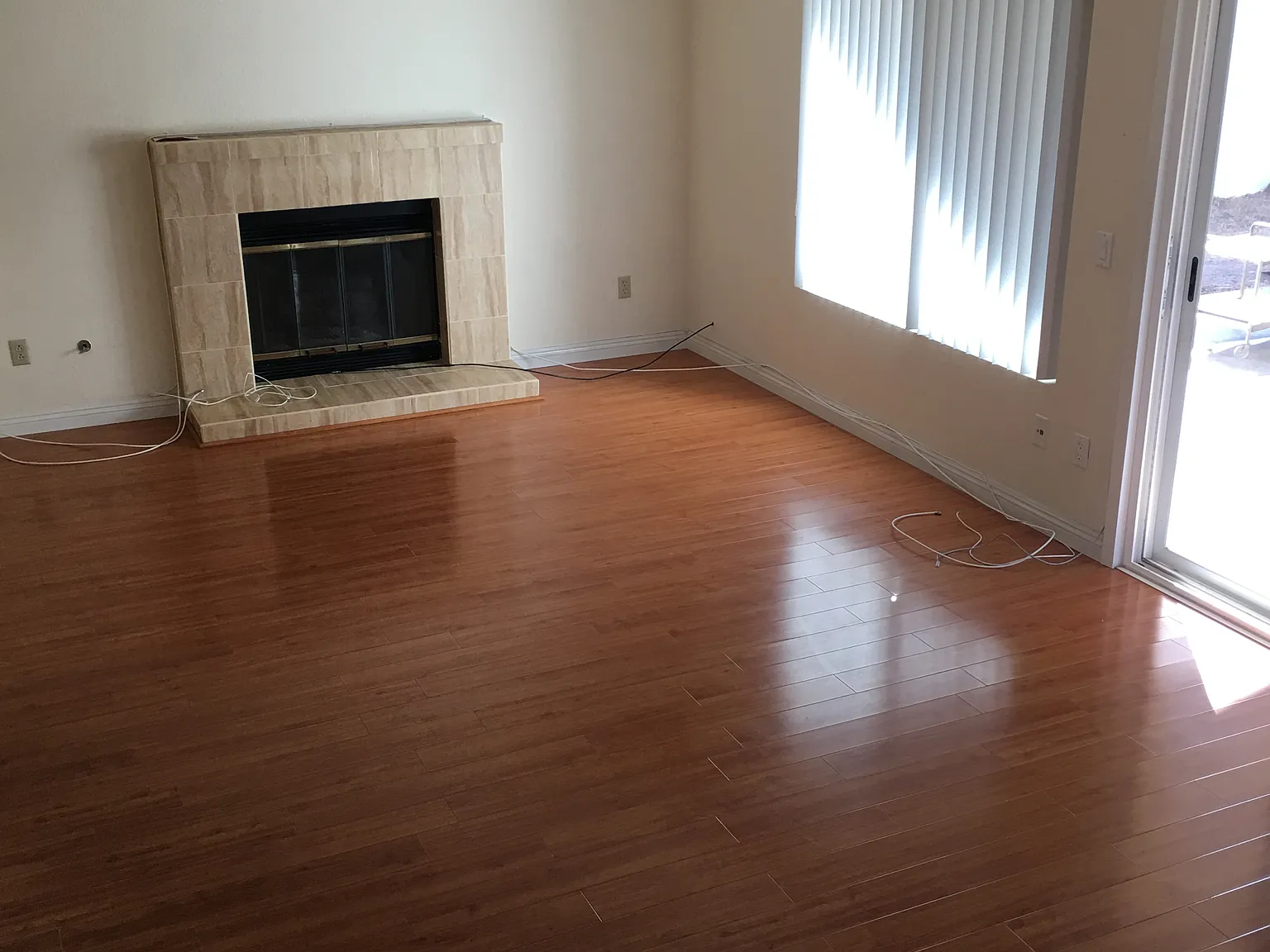 4 bed, 1871 sqft, $4,700 — Photo 1