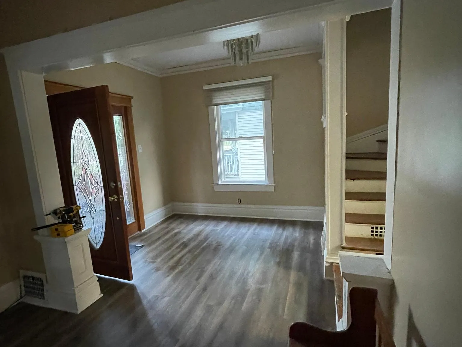 5 bed, 2034 sqft, $1,875 — Photo 2
