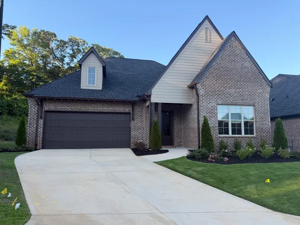 584 Glenview Ct, Auburn, AL 36830