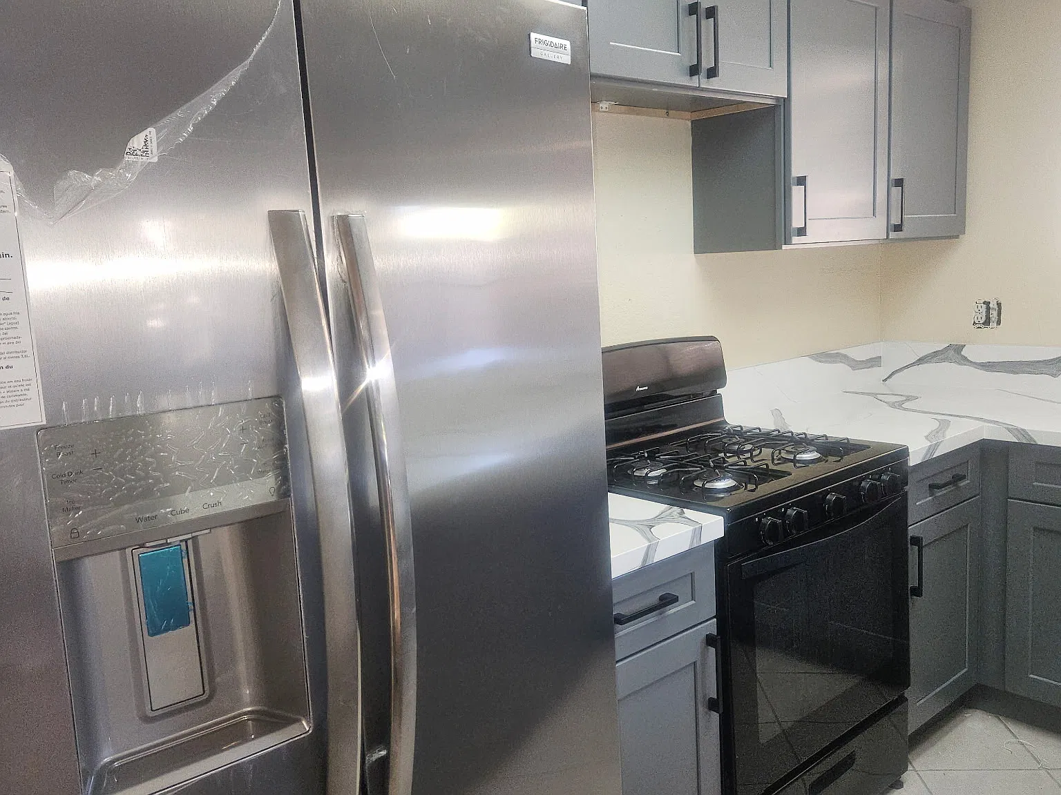 3 bed, 1200 sqft, $3,450 — Photo 4