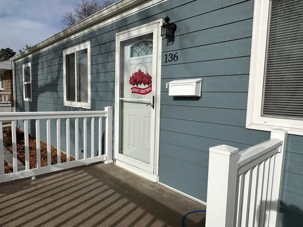 136 Water Ave, Holdrege, NE 68949