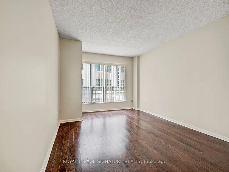7 Carlton St #306 — Photo 14