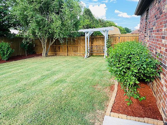 Side view backyard 