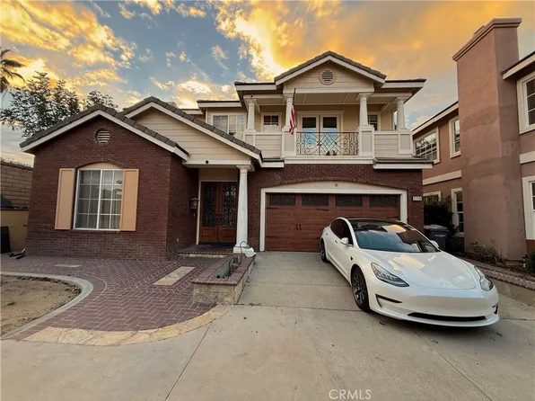 2119 Ridgeview Terrace Dr, Signal Hill, CA 90755