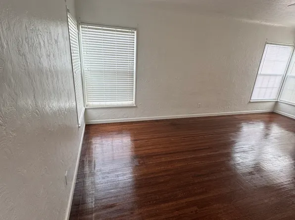 1801 Brokaw Ave, Corcoran, CA 93212