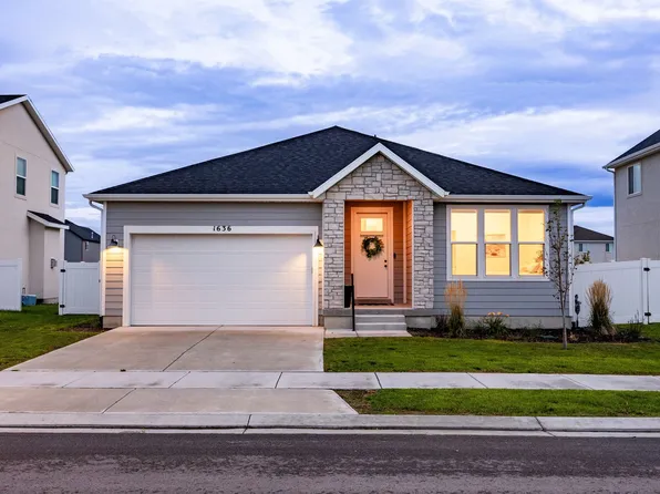 1636 E Groundhog Ln, Eagle Mountain, UT 84005
