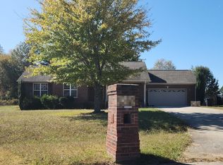23819 May Ln, Athens, AL 35613