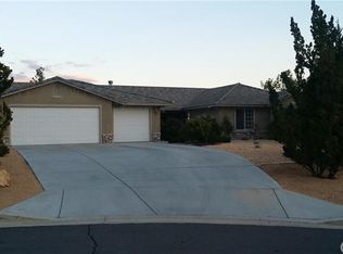 20459 Majestic Dr, Apple Valley, CA 92308