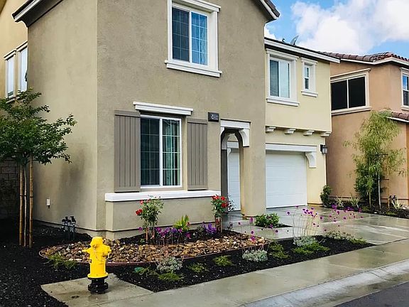 2nd image of 24255 Lilac Ln