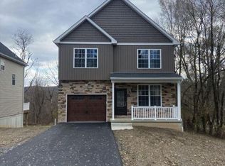 820 Public Rd, Bethlehem, PA 18015