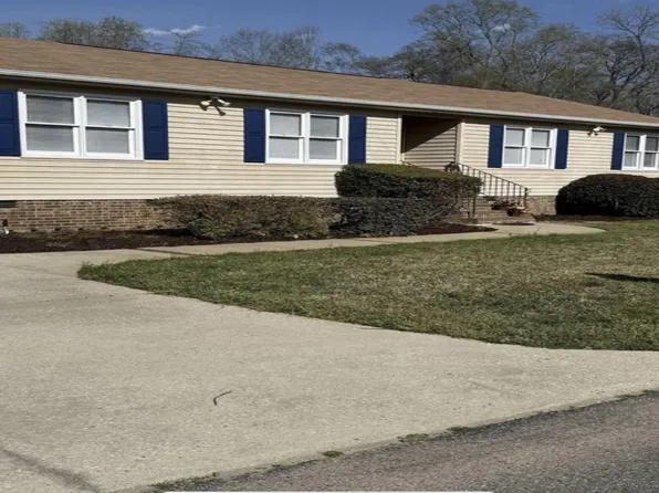 1 Gunstown Cir, Taylors, SC 29687