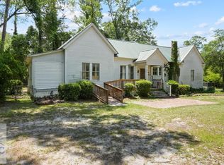 417 S Hickory St, Jesup, GA 31546