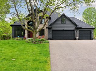 5905 Sweetwater Cir, Shorewood, MN 55331