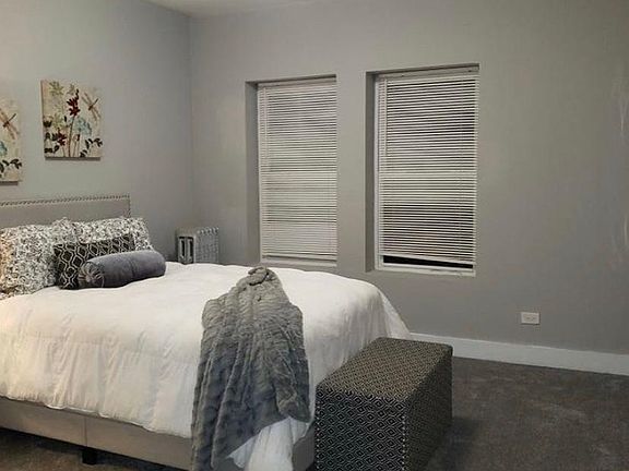 5th image of 5252 S King Dr #2
