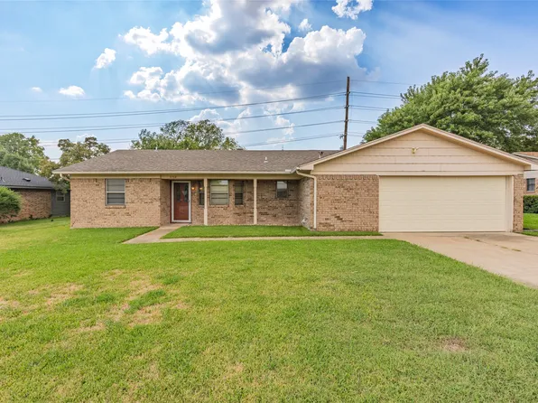5708 Lynn St, Greenville, TX 75402