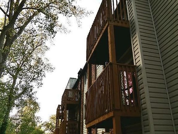 2nd image of 2808 Blackforest Dr