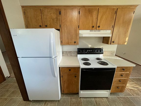 5th image of 1115-1179 Liberty Cres S #1115
