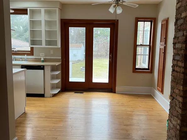 311 E Madison Ave, Wheaton, IL 60187
