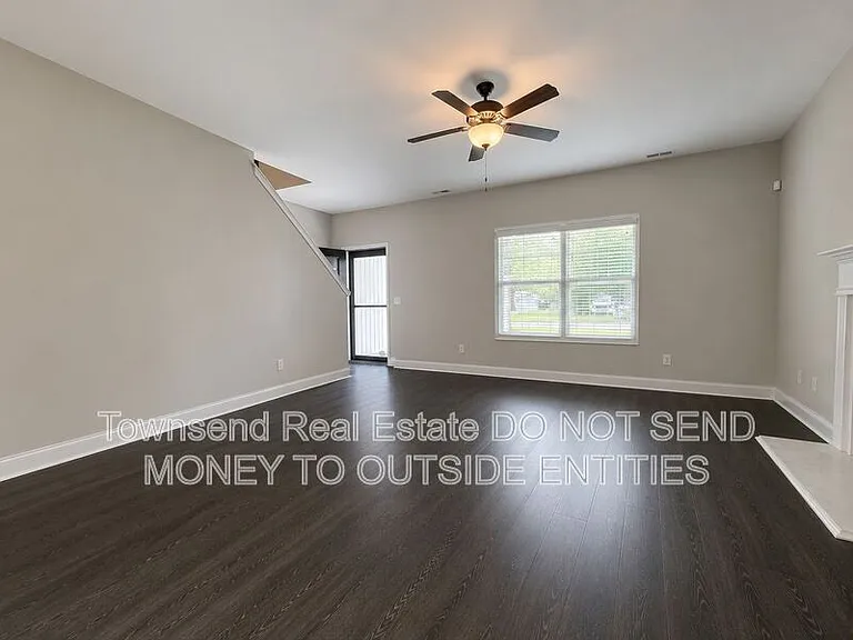 621 Blawell Cir — Photo 10