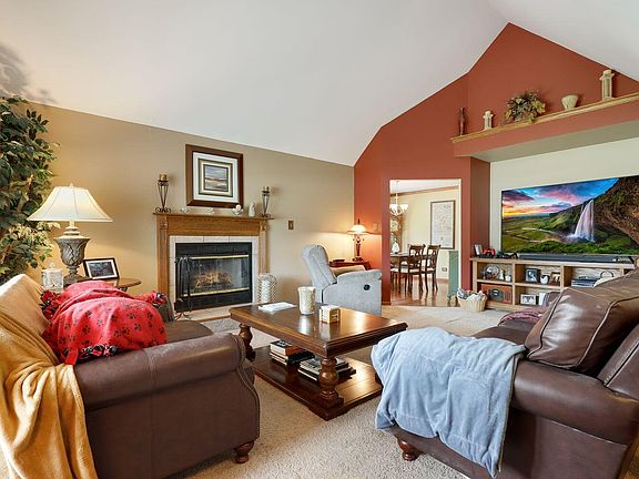 5th image of 10087 Belmont Court St