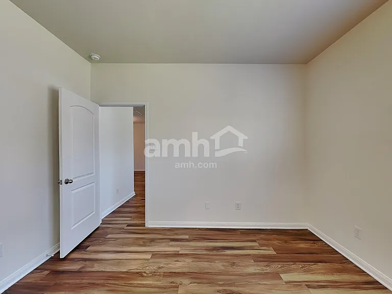 4705 Merchant Trl — Photo 13