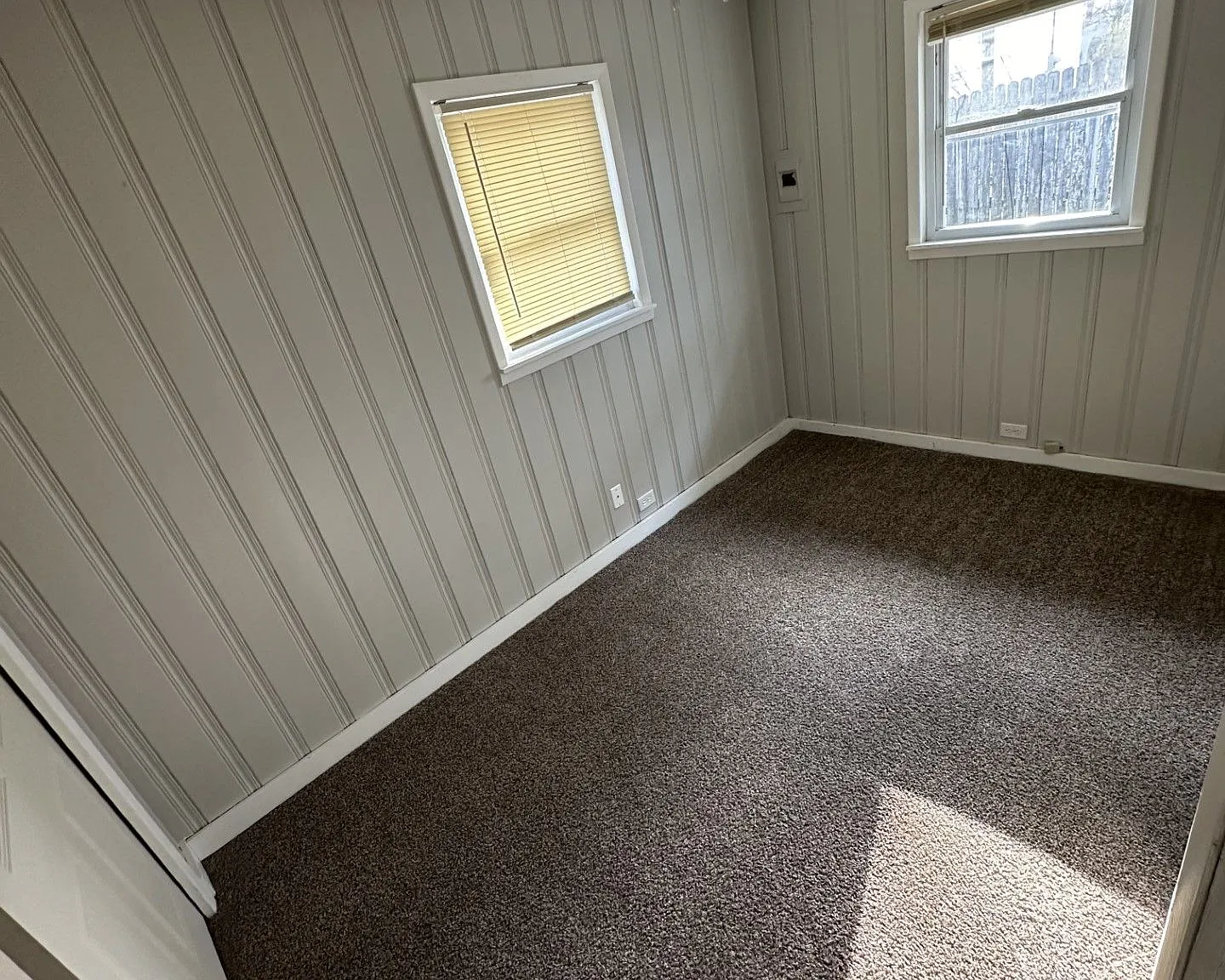 415 E Letchworth Ave — Photo 2