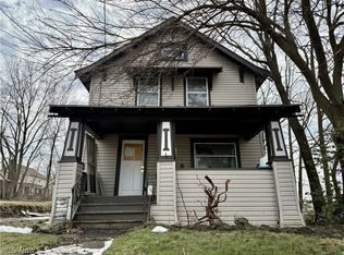 22 Brighton Dr, Akron, OH 44301