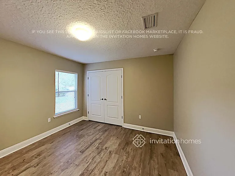 2929 Oakgrove Ave — Photo 12