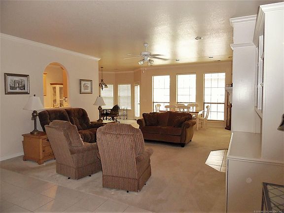 3rd image of 4021 NE 138th St