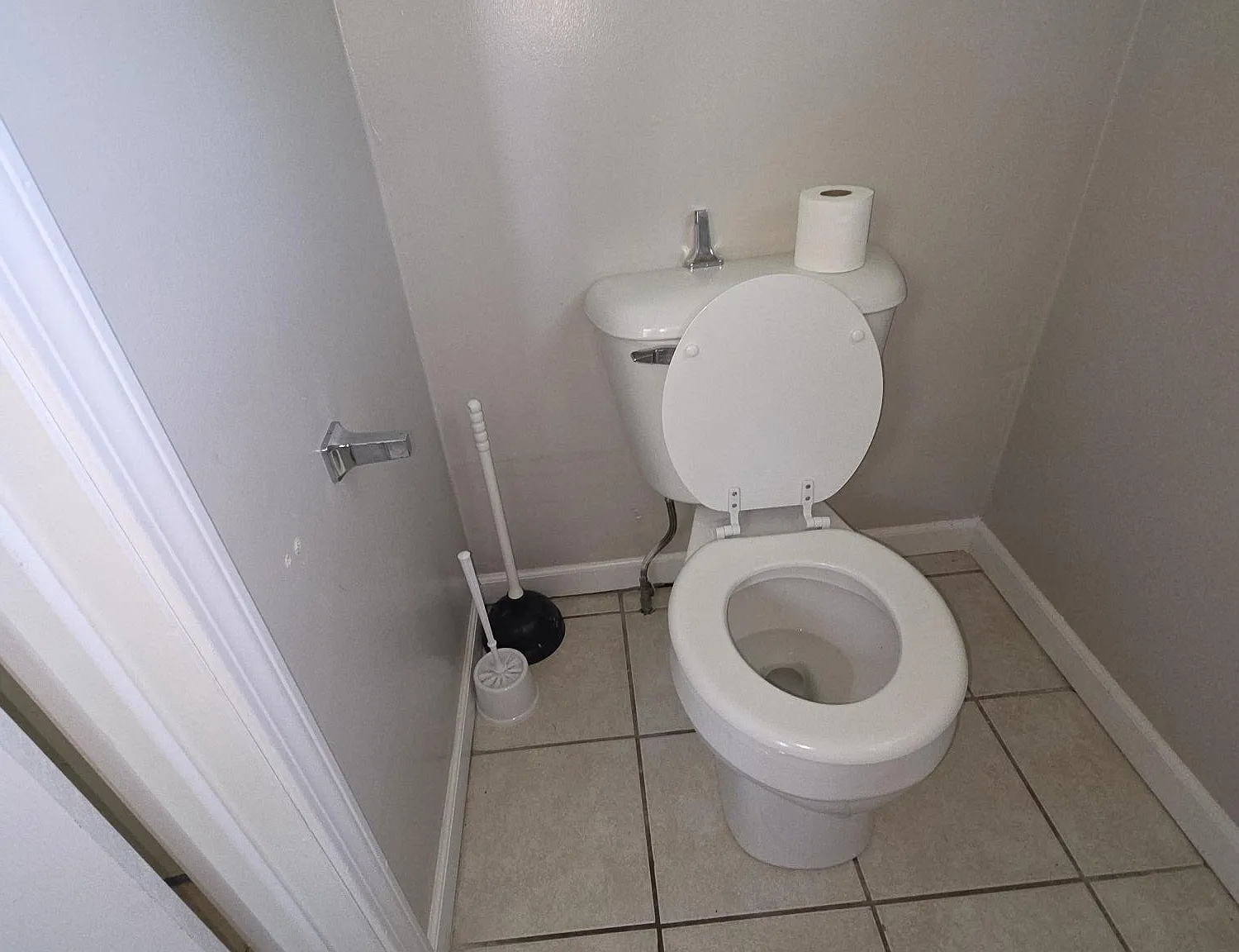 2 bed, 1.5 bath, 1064 sqft, $950 — Photo 3