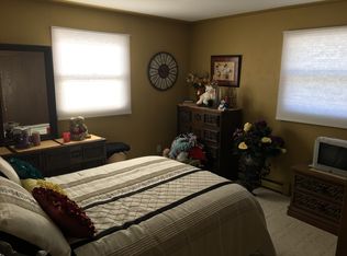 230 Crestwood Dr, Elkhart Lake, WI 53020