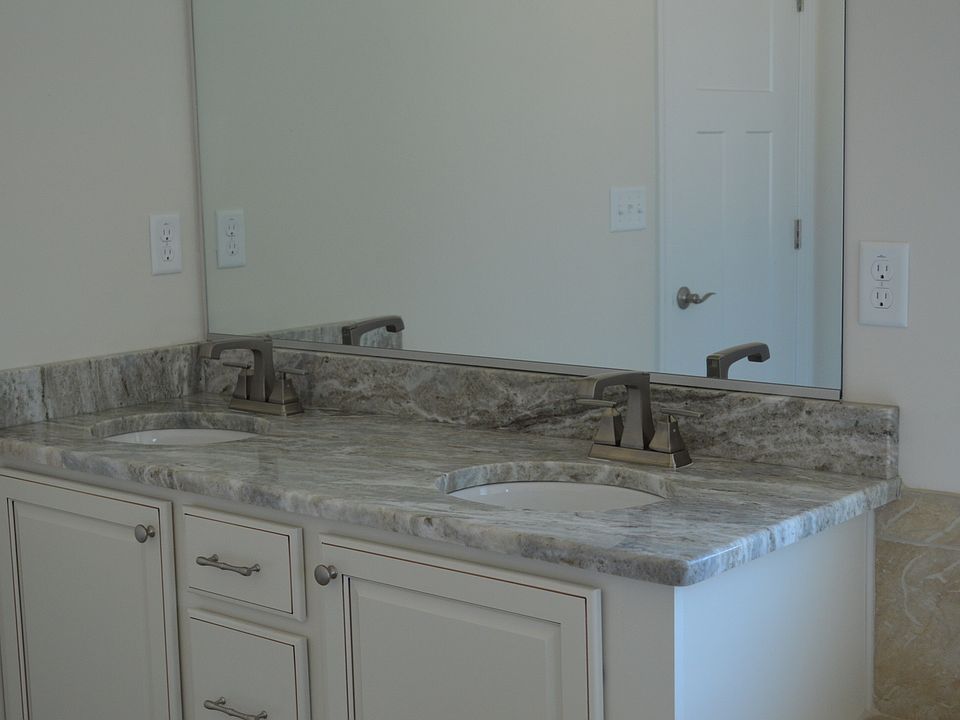 1st image of 1101 Claremont