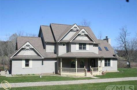 Pineview Front.JPG