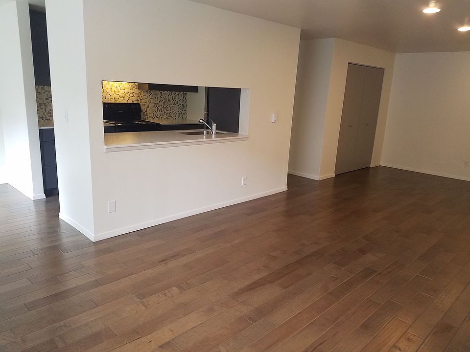 1st image of 209-219 22nd Ave S #209-21