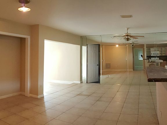2nd image of 14400 Lake Candlewood Ct