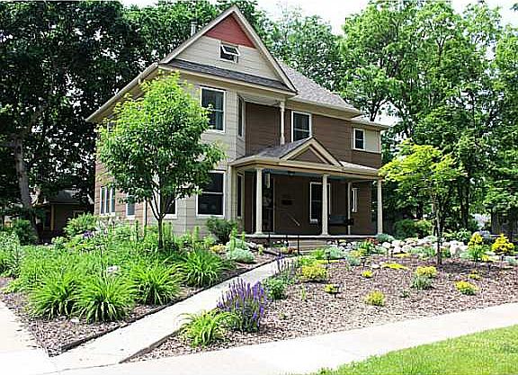 2nd image of 803 Kellogg Ave