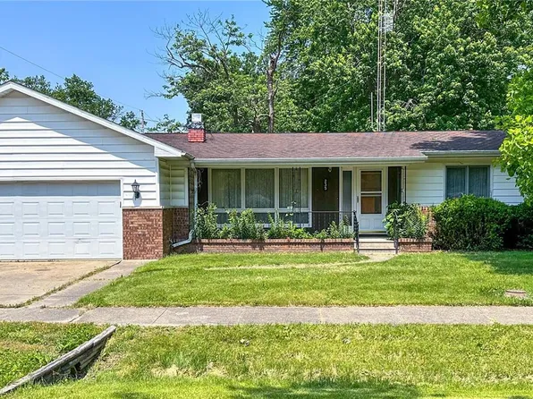 235 W Cedar St, Harvel, IL 62538