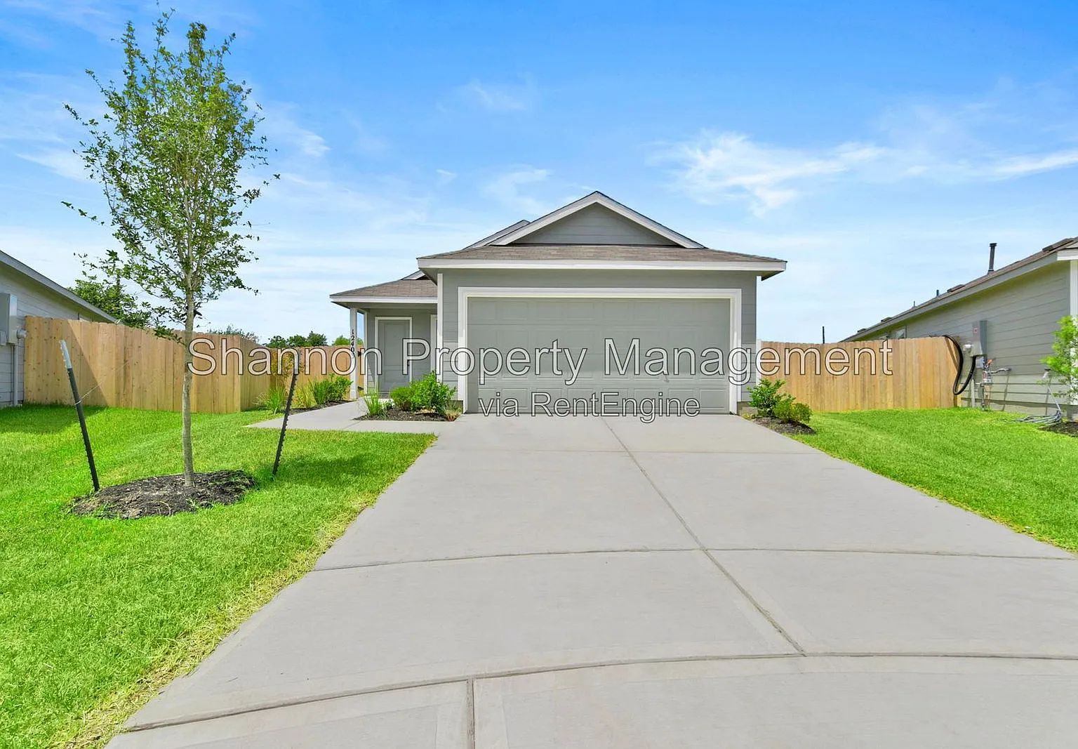 4 bed, 2.0 bath, 1600 sqft, $2,200 — Photo 4