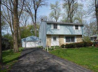 6825 N 45th St, Milwaukee, WI 53223