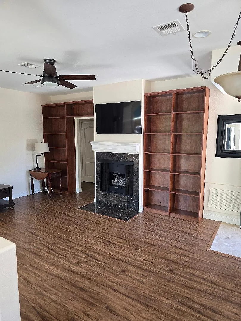 2 bed, 944 sqft, $3,500 — Photo 2